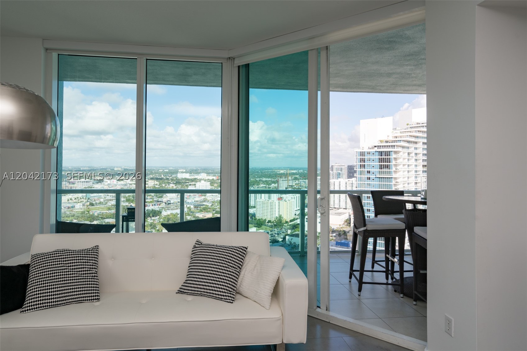 Miami FL 33132 - A12042173