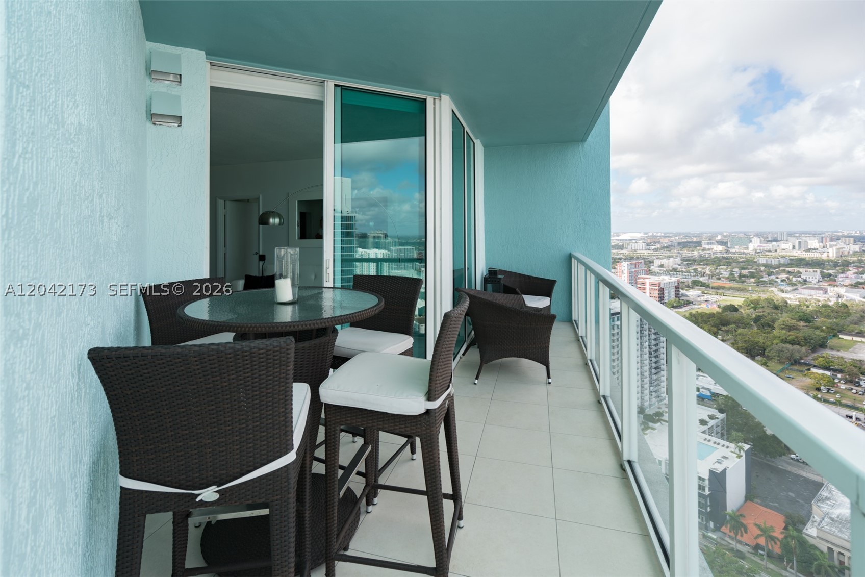 Miami FL 33132 - A12042173