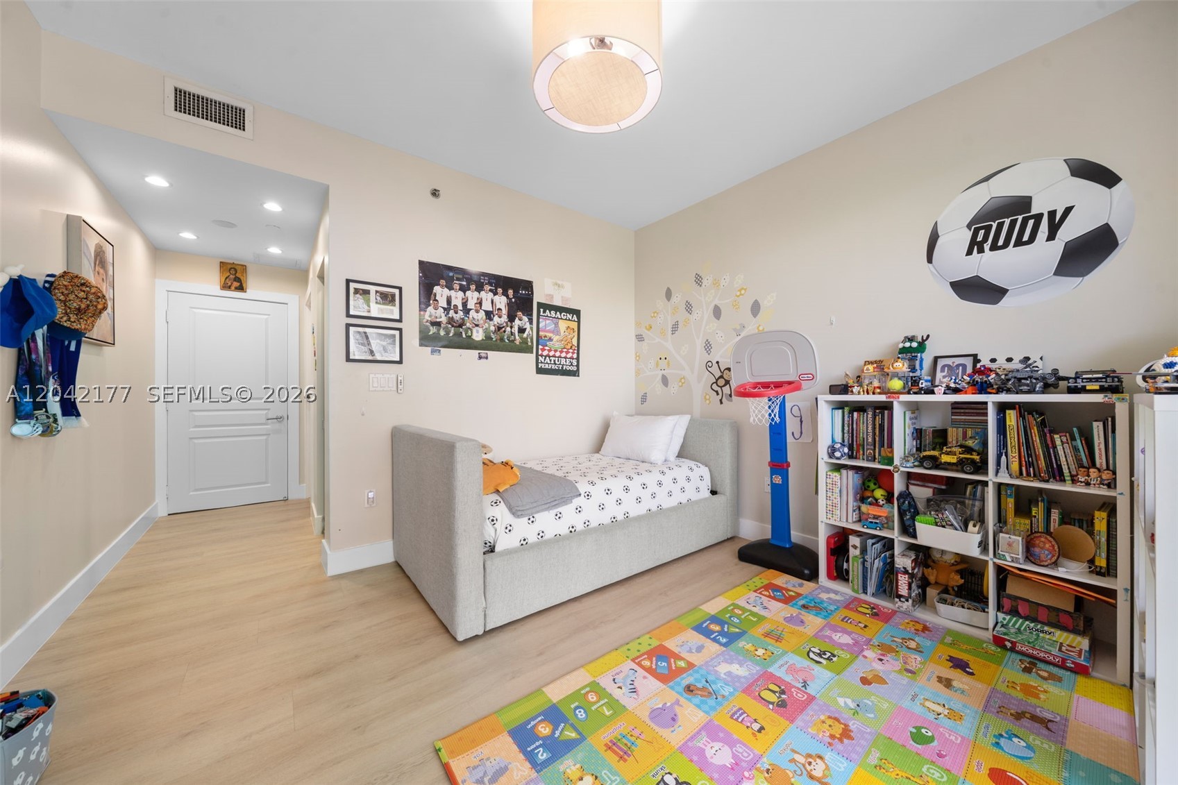 2645 S Bayshore Dr #601, Miami FL 33133