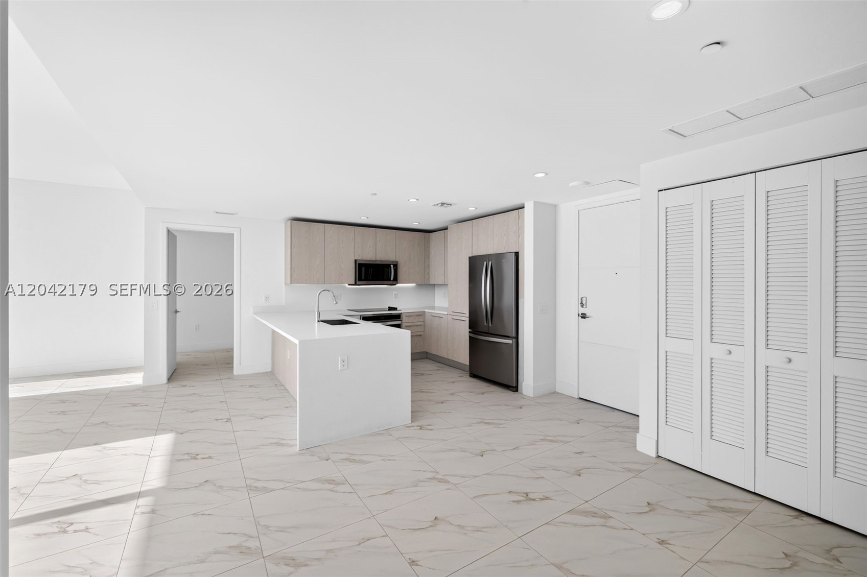 2000 Metropica Way #616, Sunrise FL 33323