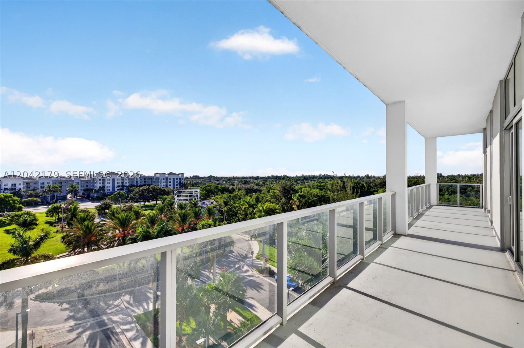 2000 Metropica Way #616, Sunrise FL 33323