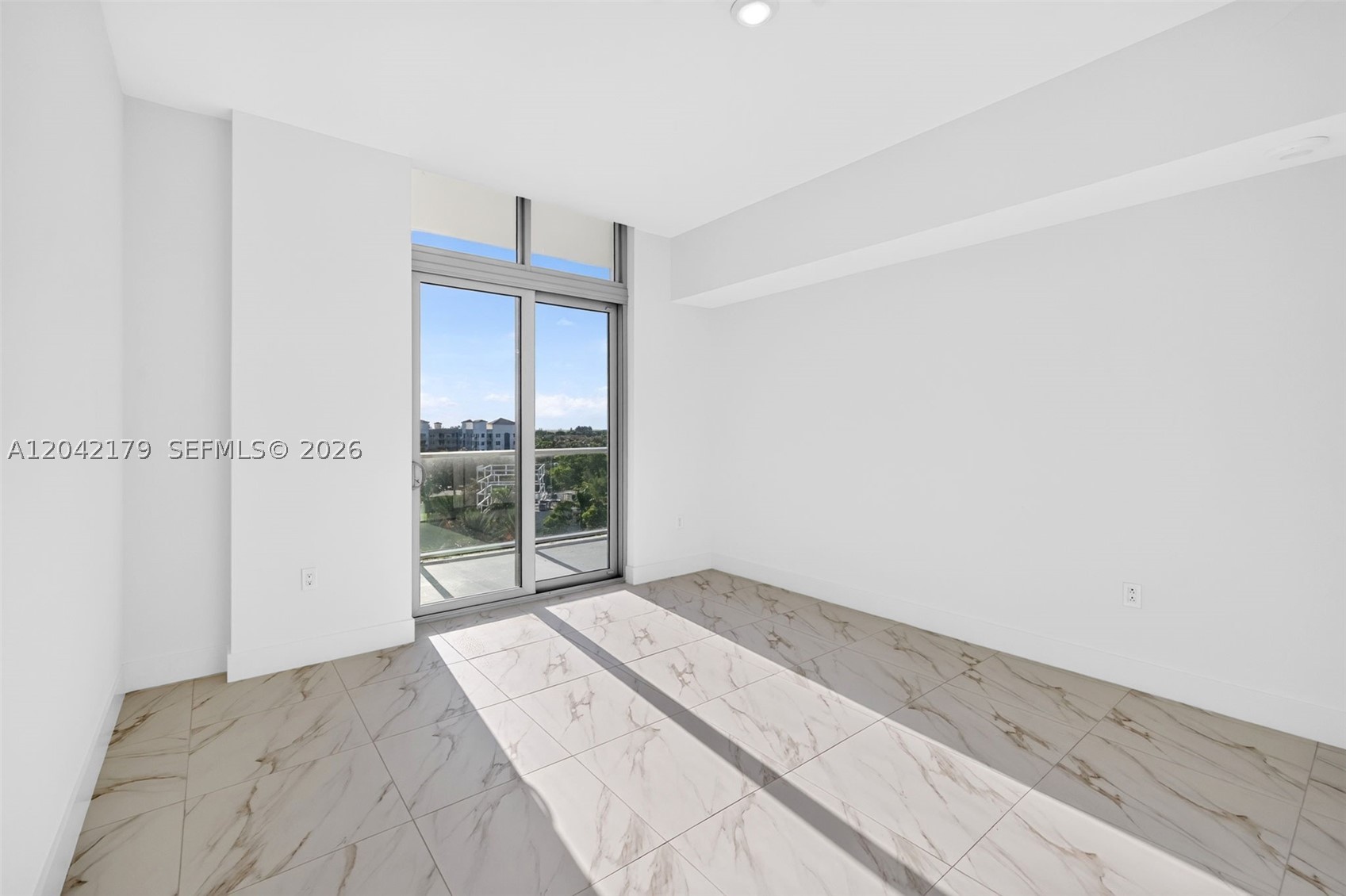 2000 Metropica Way #616, Sunrise FL 33323