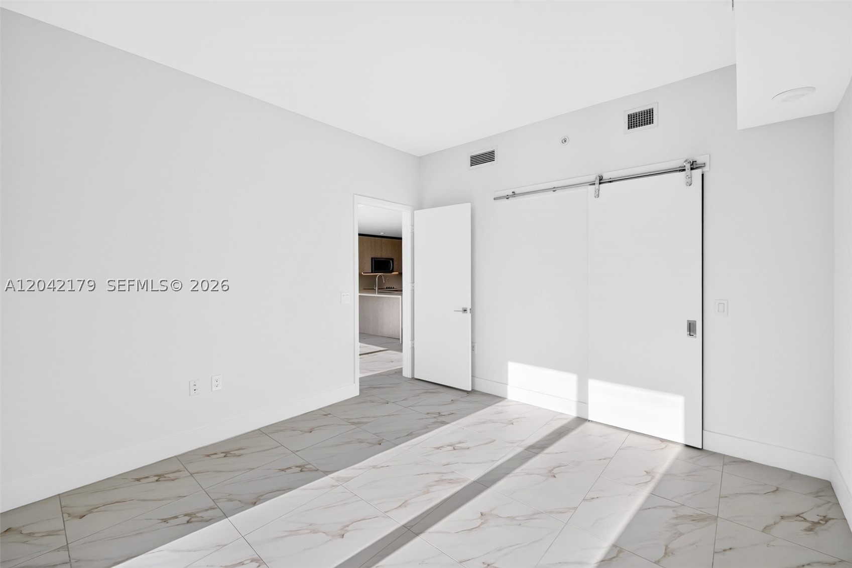 2000 Metropica Way #616, Sunrise FL 33323