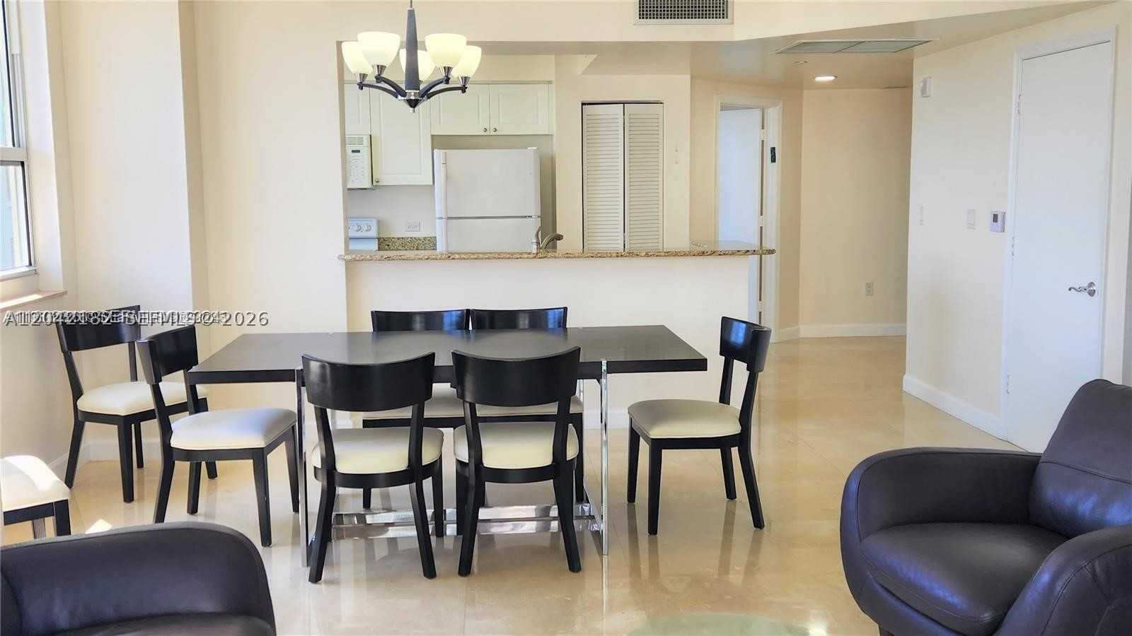 19501 W Country Club Dr #704, Aventura FL 33180