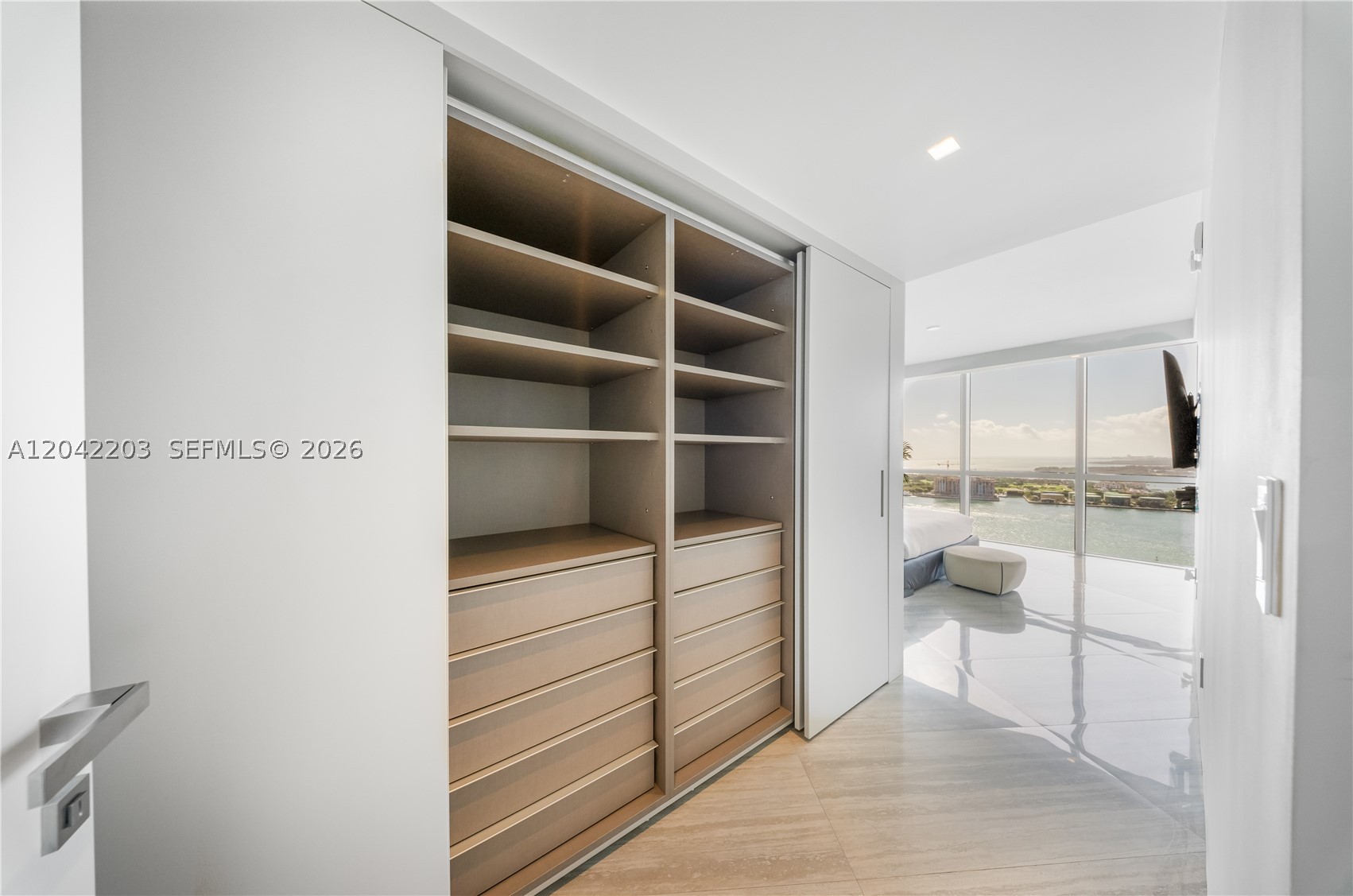 450 Alton Rd #3301, Miami Beach FL 33139