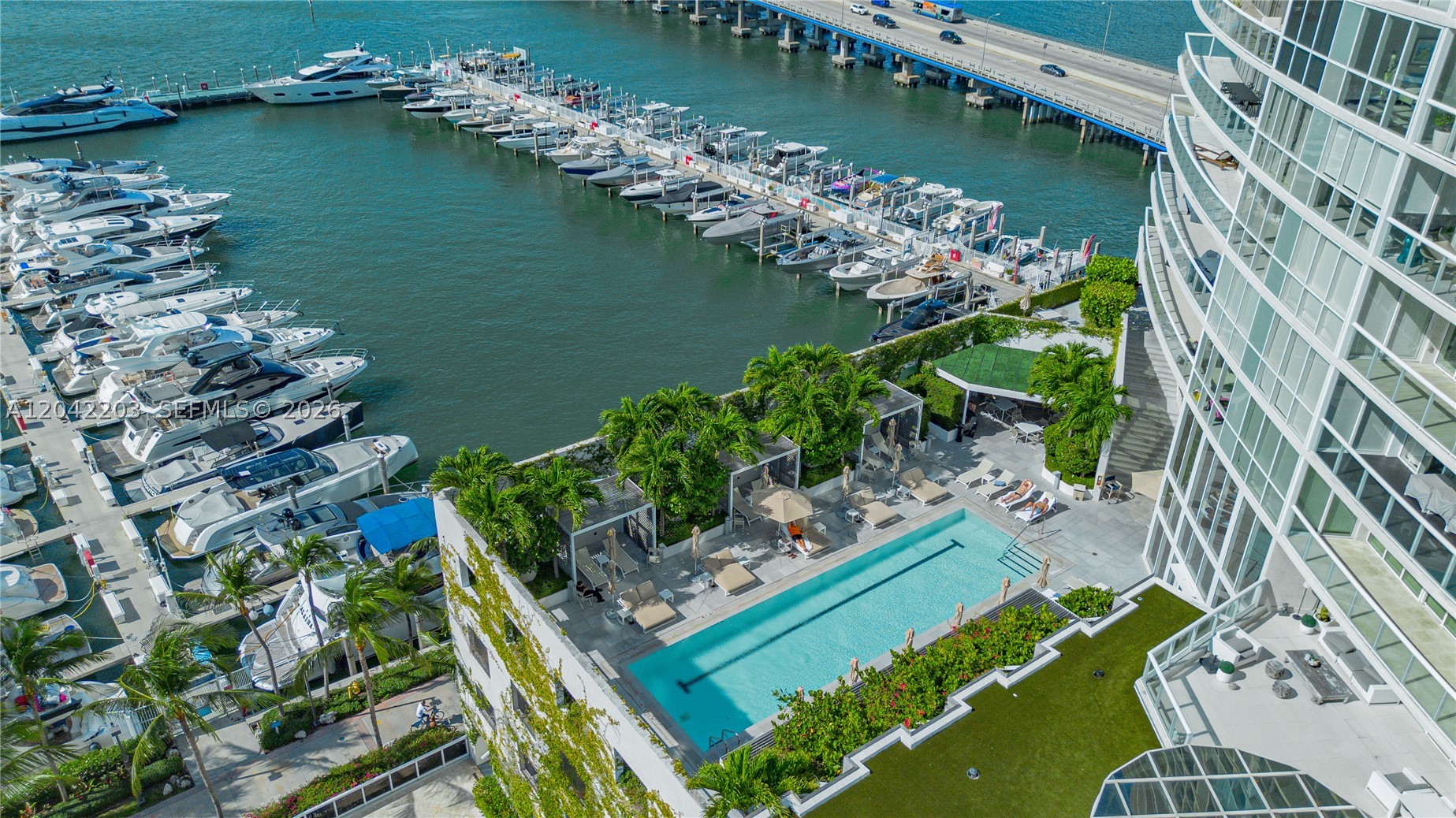 450 Alton Rd #3301, Miami Beach FL 33139