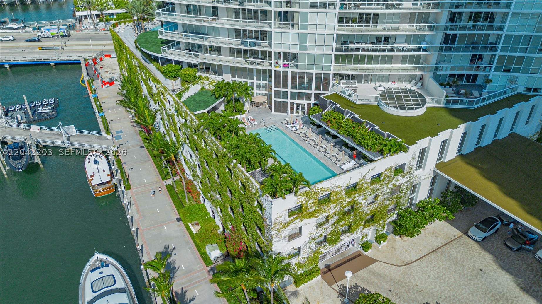 450 Alton Rd #3301, Miami Beach FL 33139