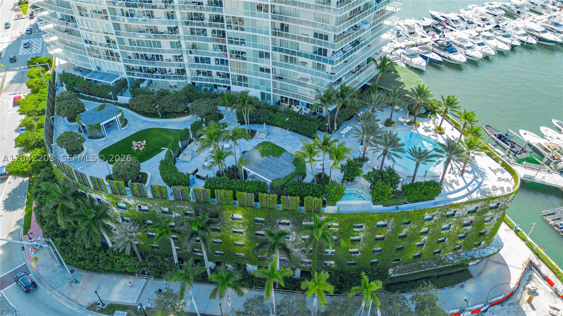 450 Alton Rd #3301, Miami Beach FL 33139