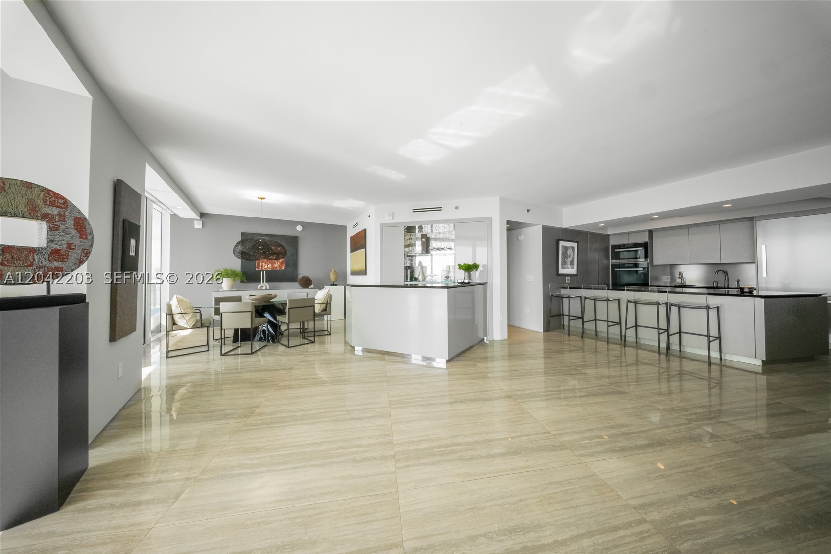 450 Alton Rd #3301, Miami Beach FL 33139
