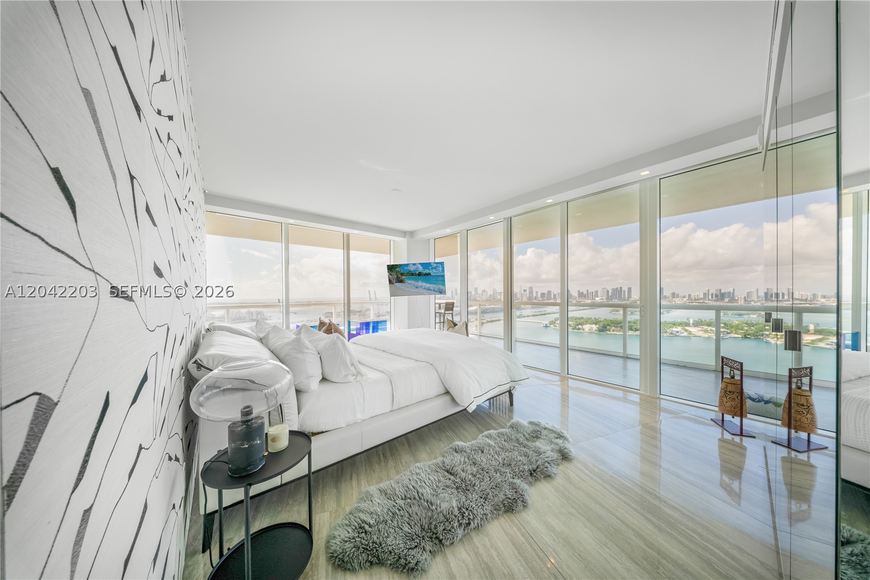450 Alton Rd #3301, Miami Beach FL 33139