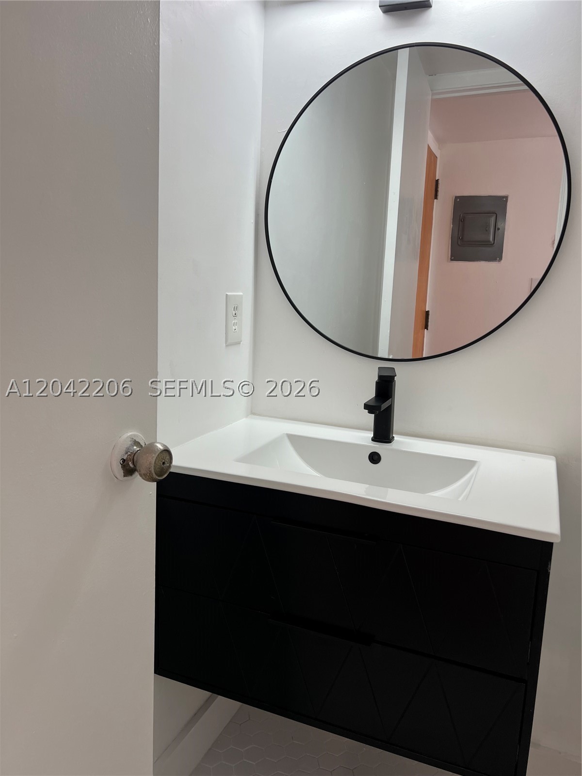 860 NE 78th St #303, Miami FL 33138