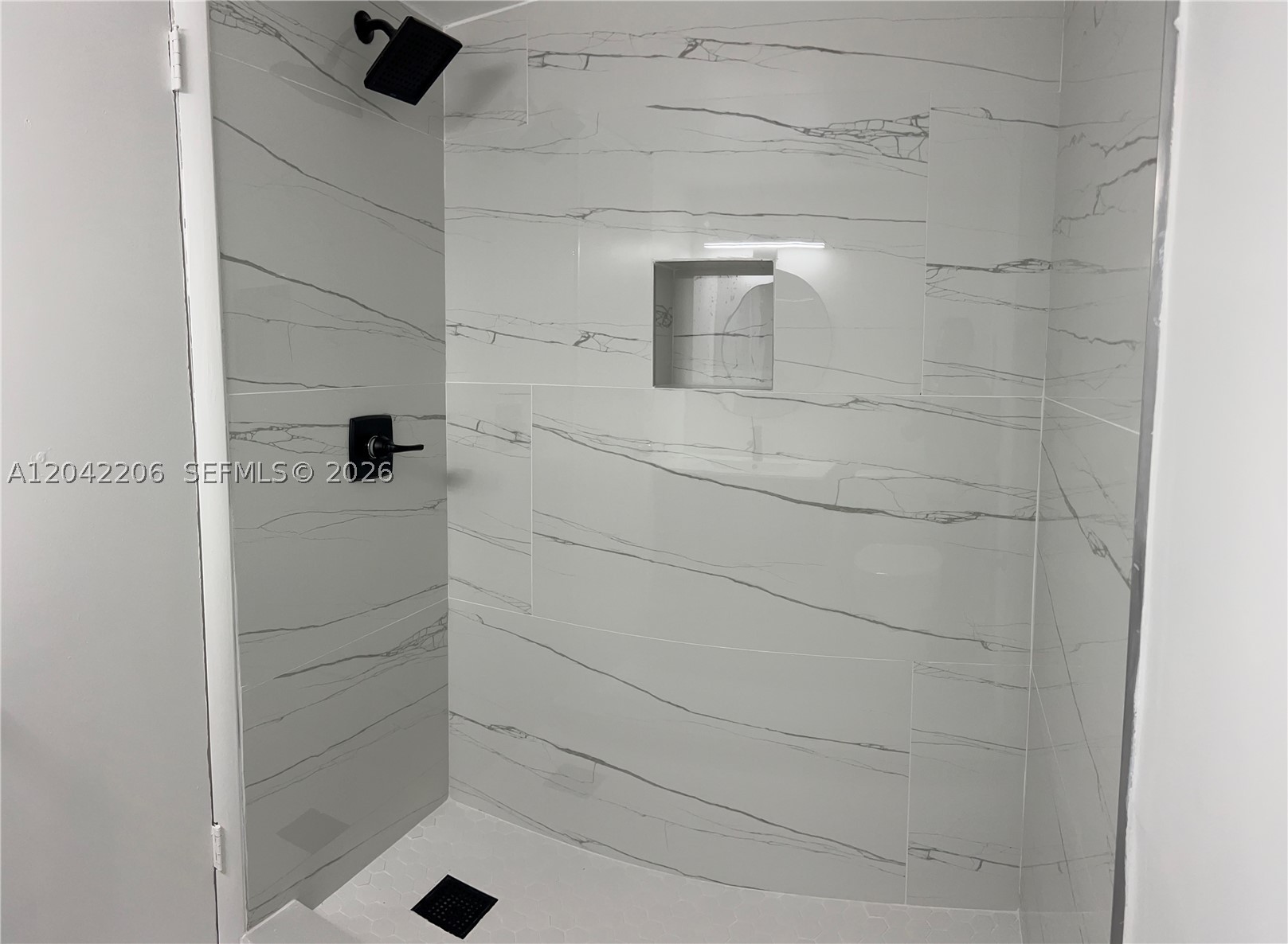 860 NE 78th St #303, Miami FL 33138