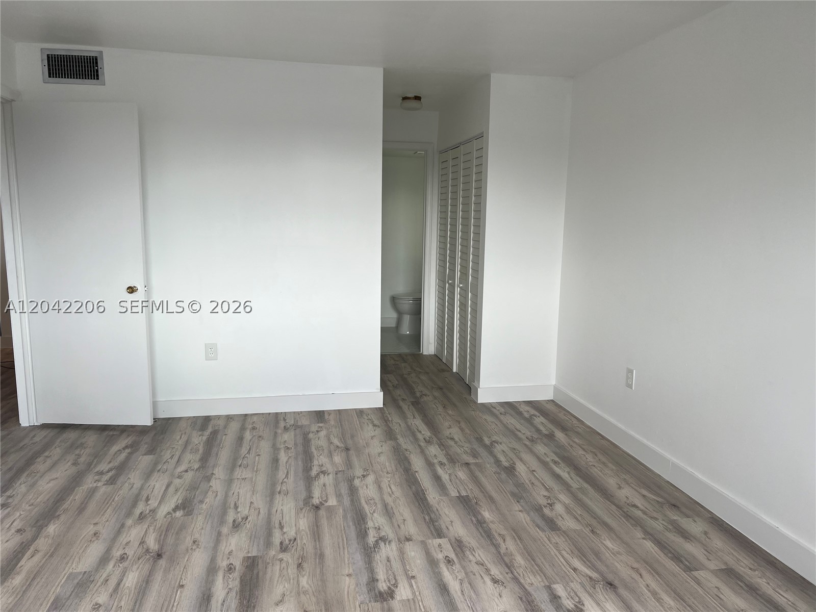 860 NE 78th St #303, Miami FL 33138