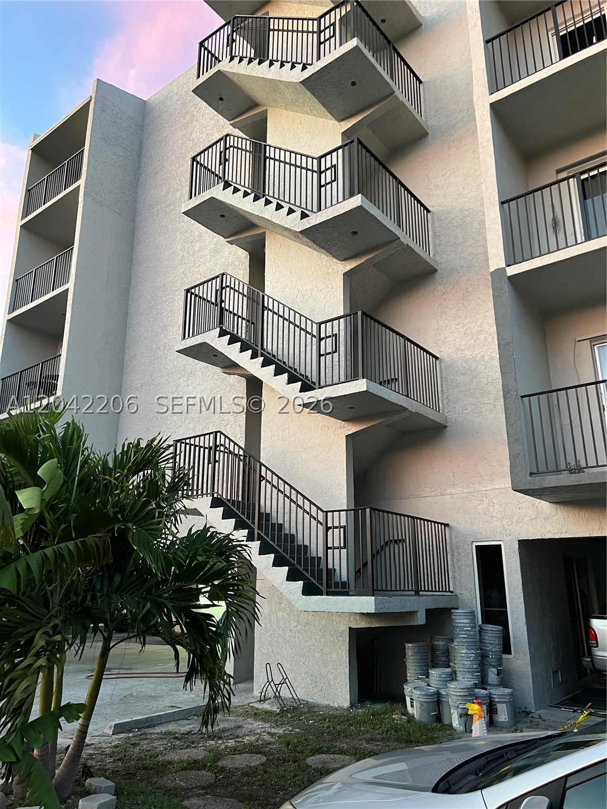 860 NE 78th St #303, Miami FL 33138