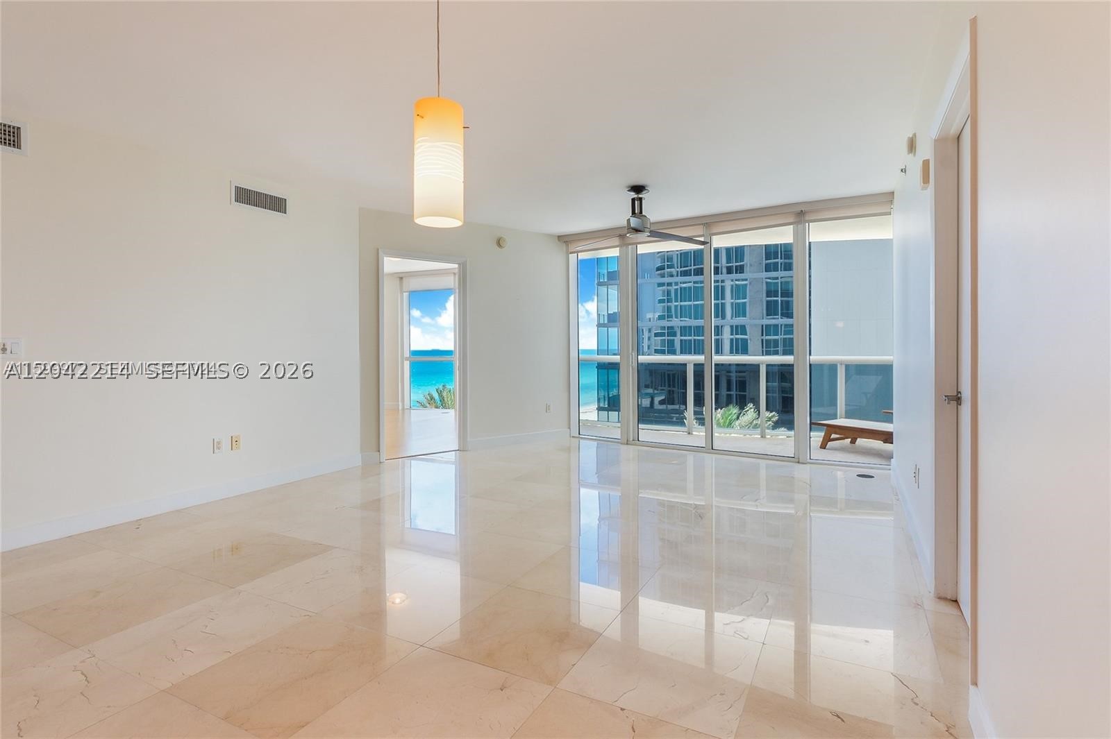 17201 Collins Ave+Den #803, Sunny Isles Beach FL 33160