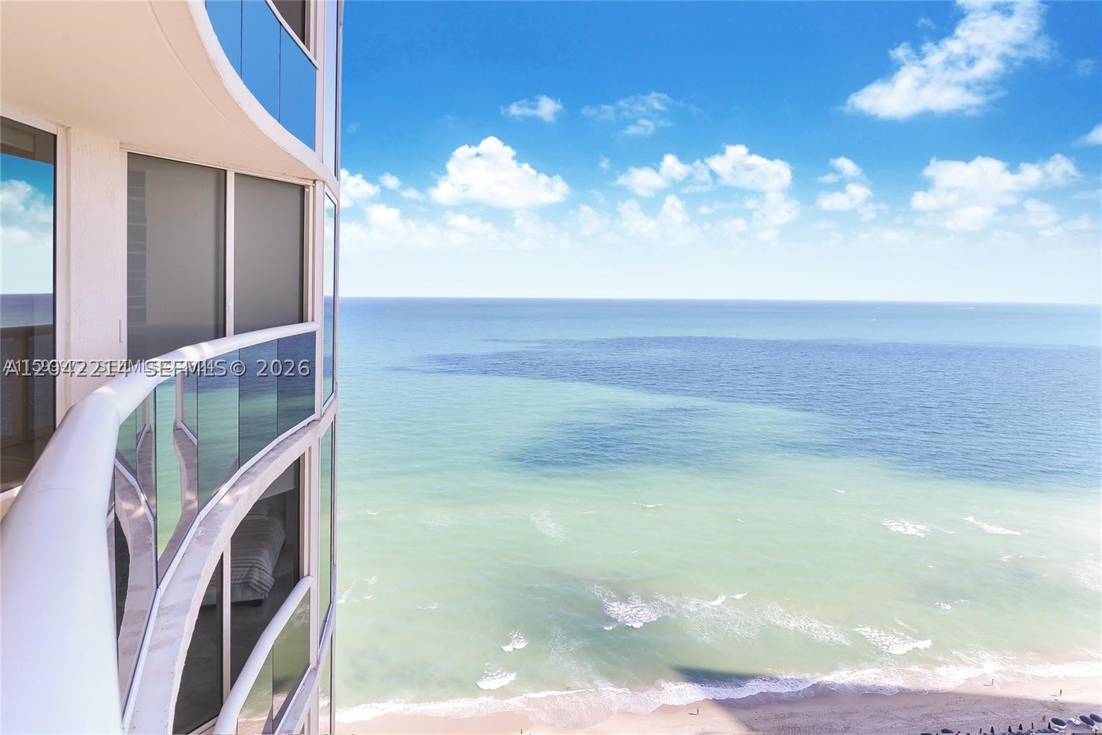 17201 Collins Ave+Den #803, Sunny Isles Beach FL 33160