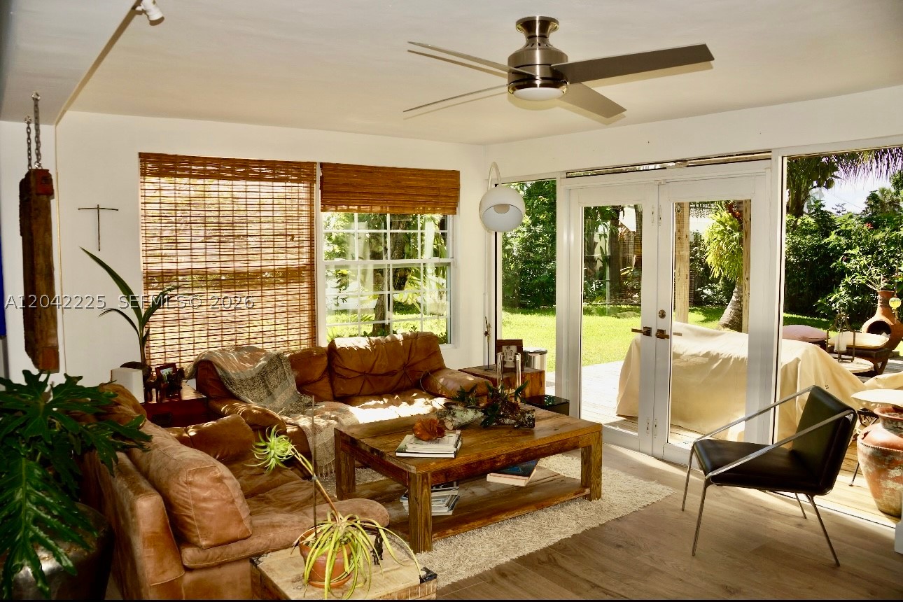 1251 SW 11th Ter, Boca Raton FL 33486