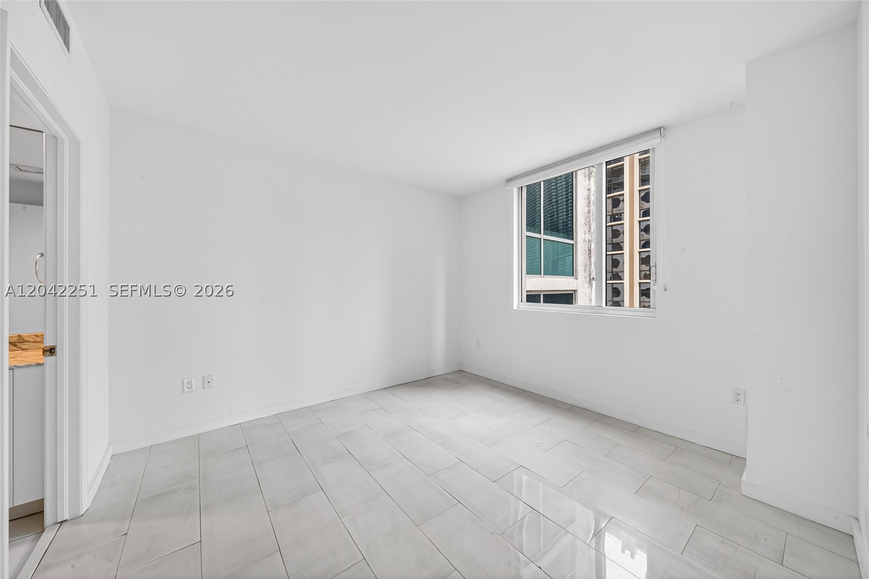 500 Brickell Ave #501, Miami FL 33131