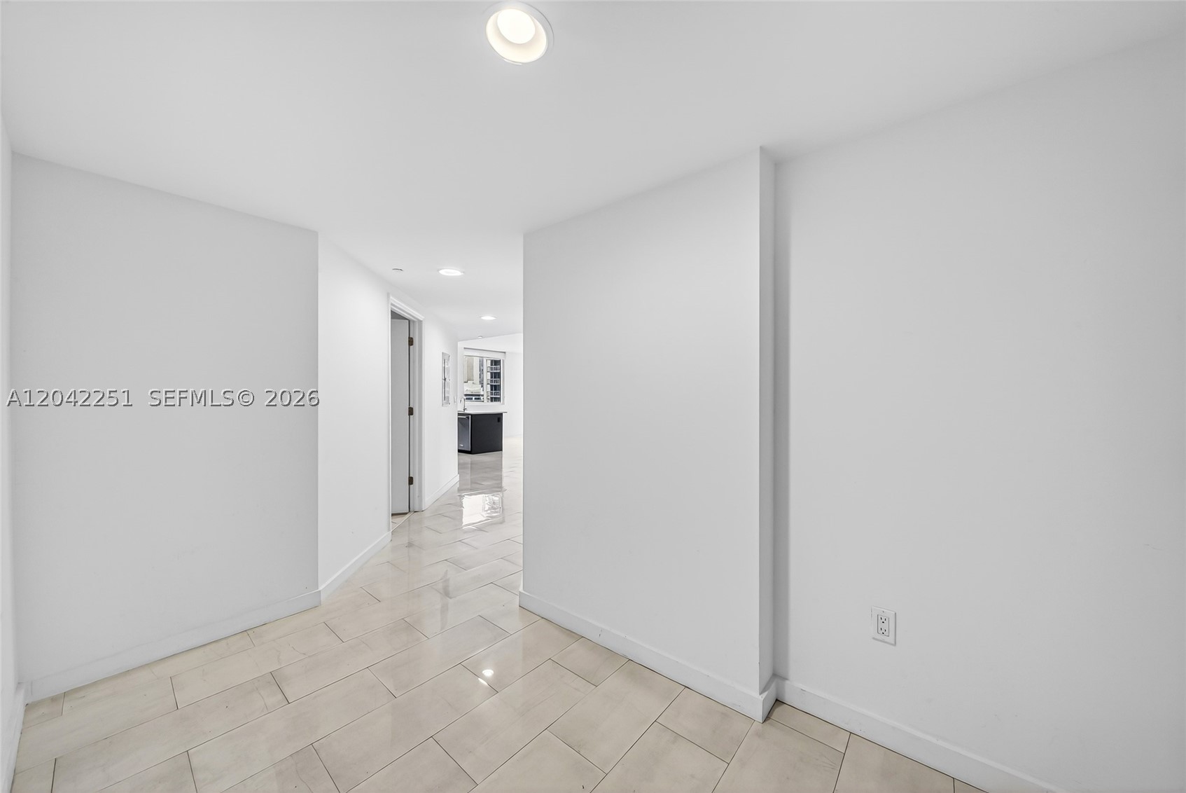 500 Brickell Ave #501, Miami FL 33131