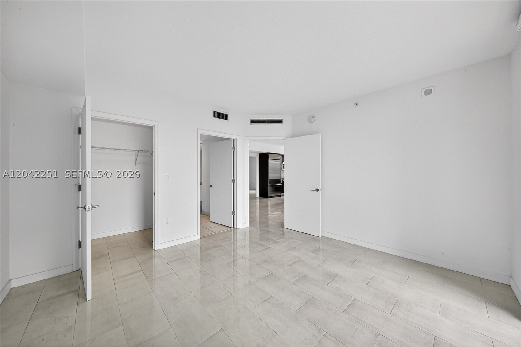 500 Brickell Ave #501, Miami FL 33131