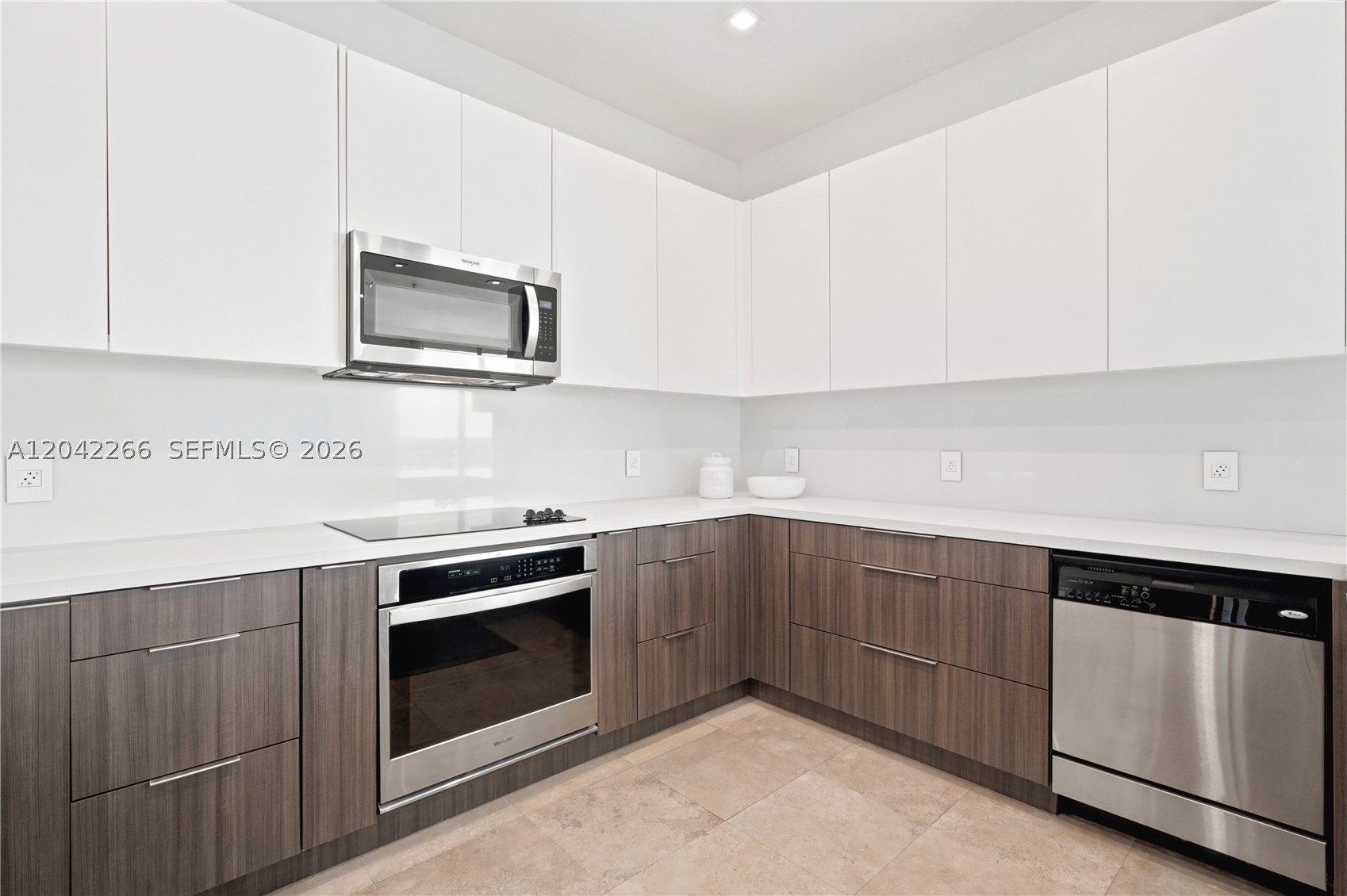 9066 SW 73rd Ct #PH2404, Miami FL 33156