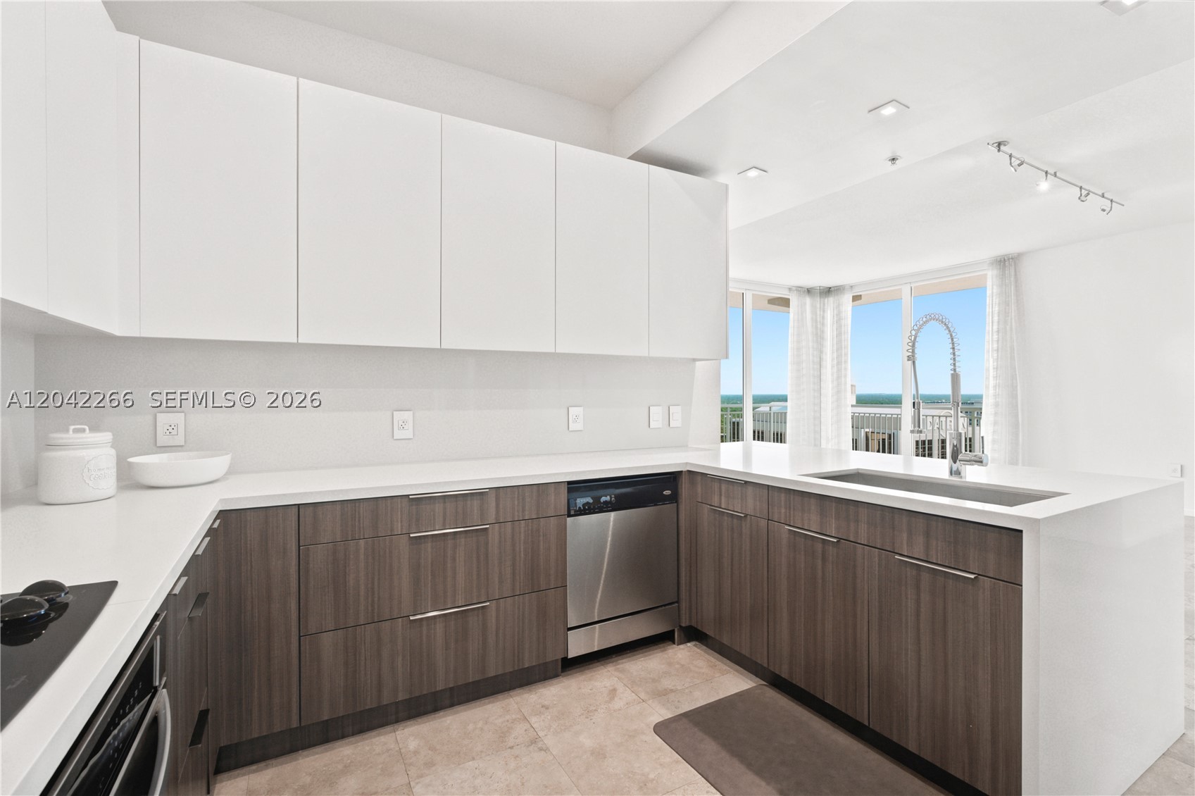 9066 SW 73rd Ct #PH2404, Miami FL 33156
