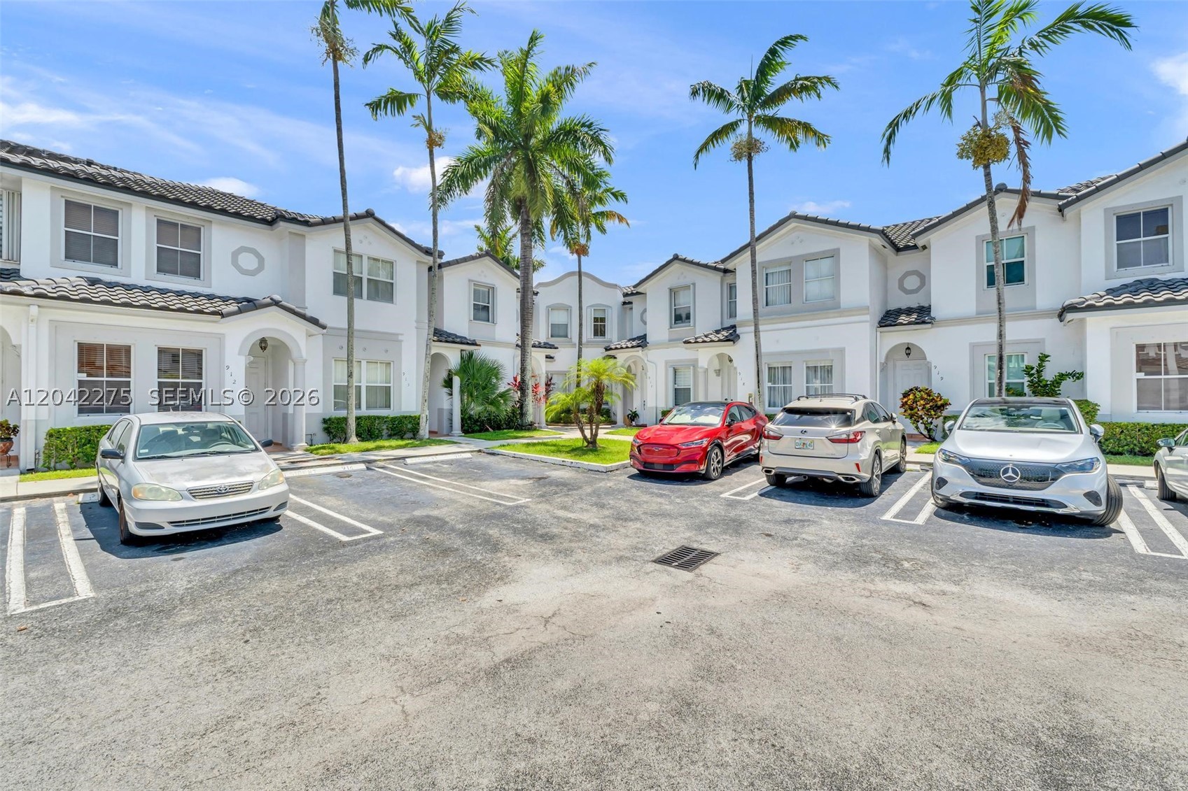 5570 NW 107th Ave #916, Doral FL 33178