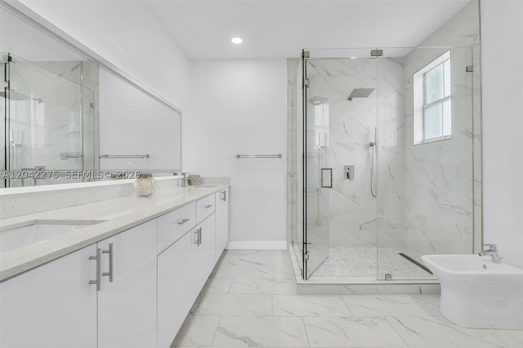 5570 NW 107th Ave #916, Doral FL 33178