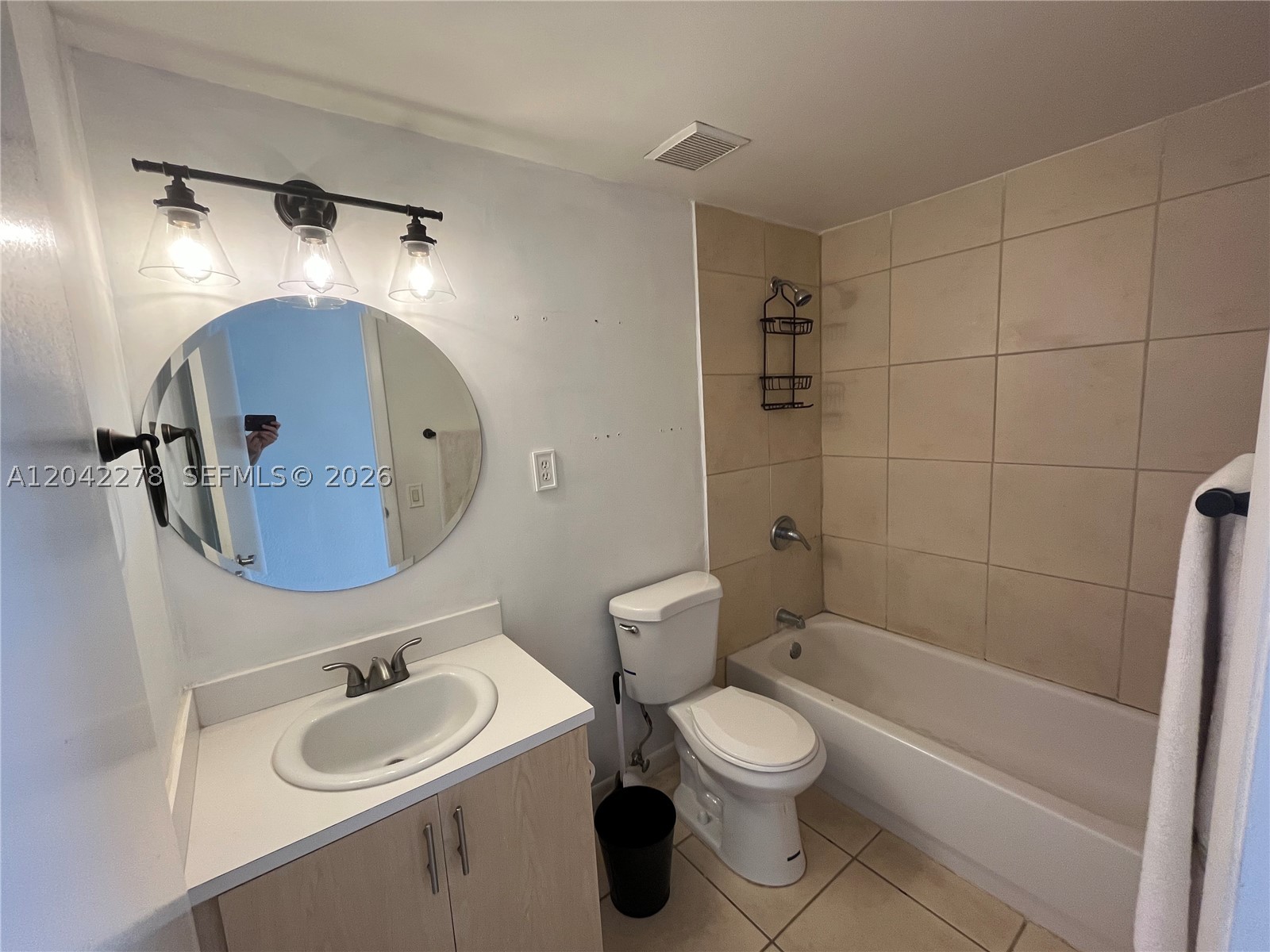 1185 Marseille Dr #309, Miami Beach FL 33141