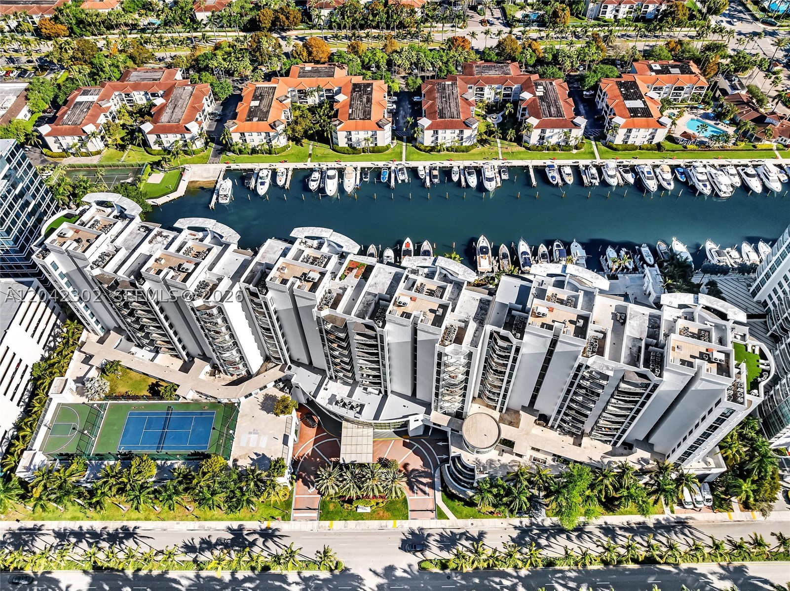 3029 NE 188th St #822, Aventura FL 33180