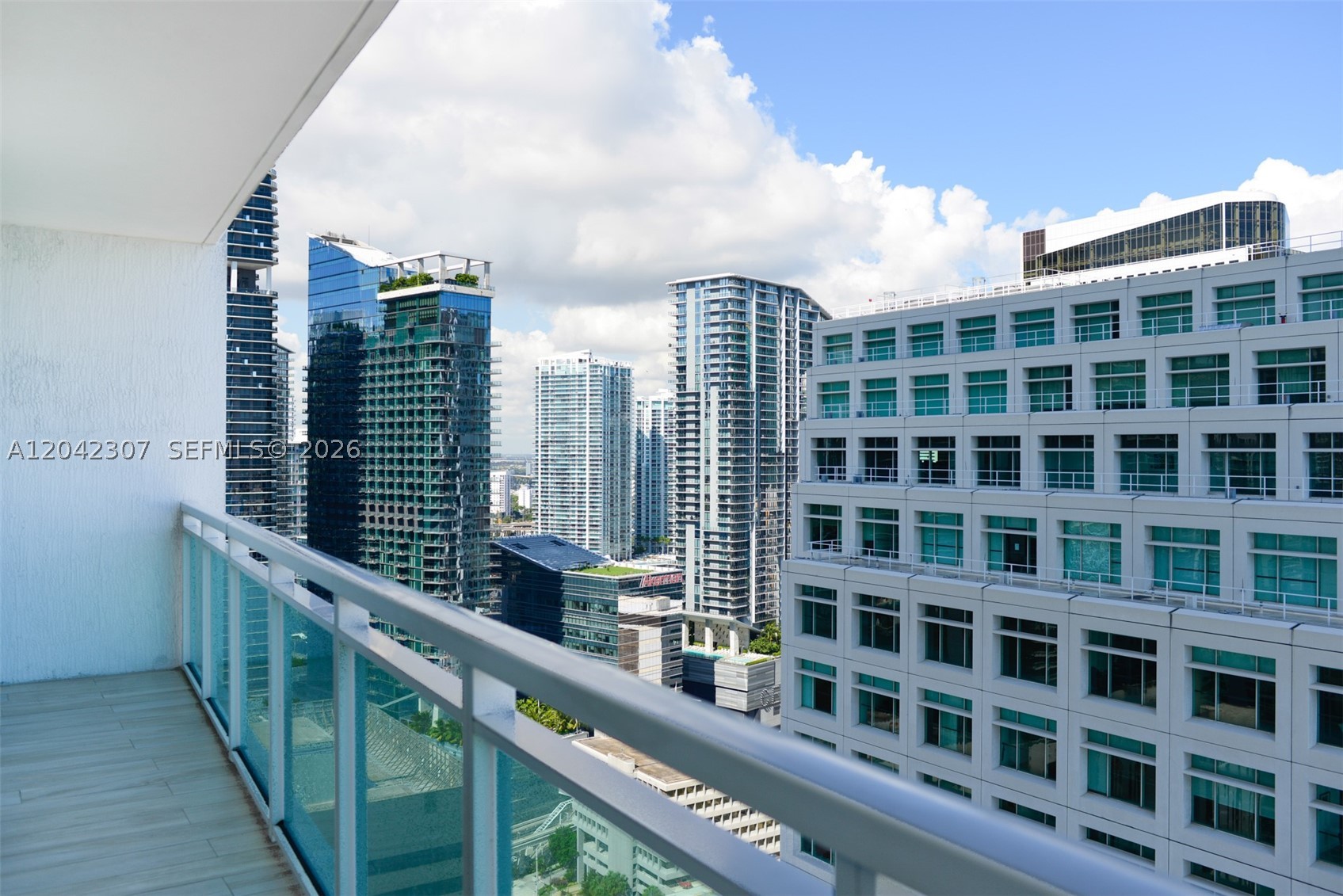 950 Brickell Bay Dr #3406, Miami FL 33131