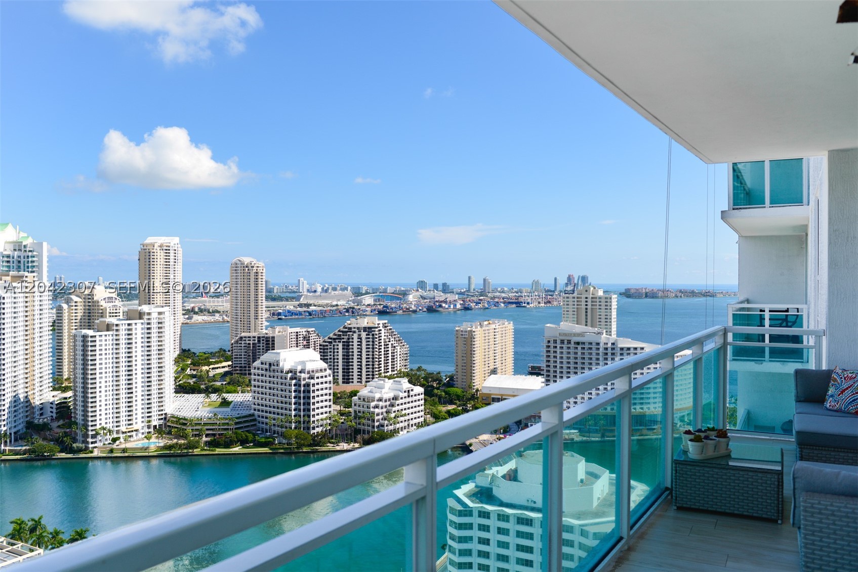 950 Brickell Bay Dr #3406, Miami FL 33131