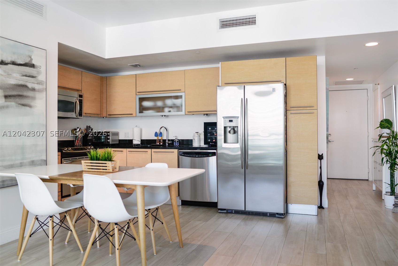 950 Brickell Bay Dr #3406, Miami FL 33131