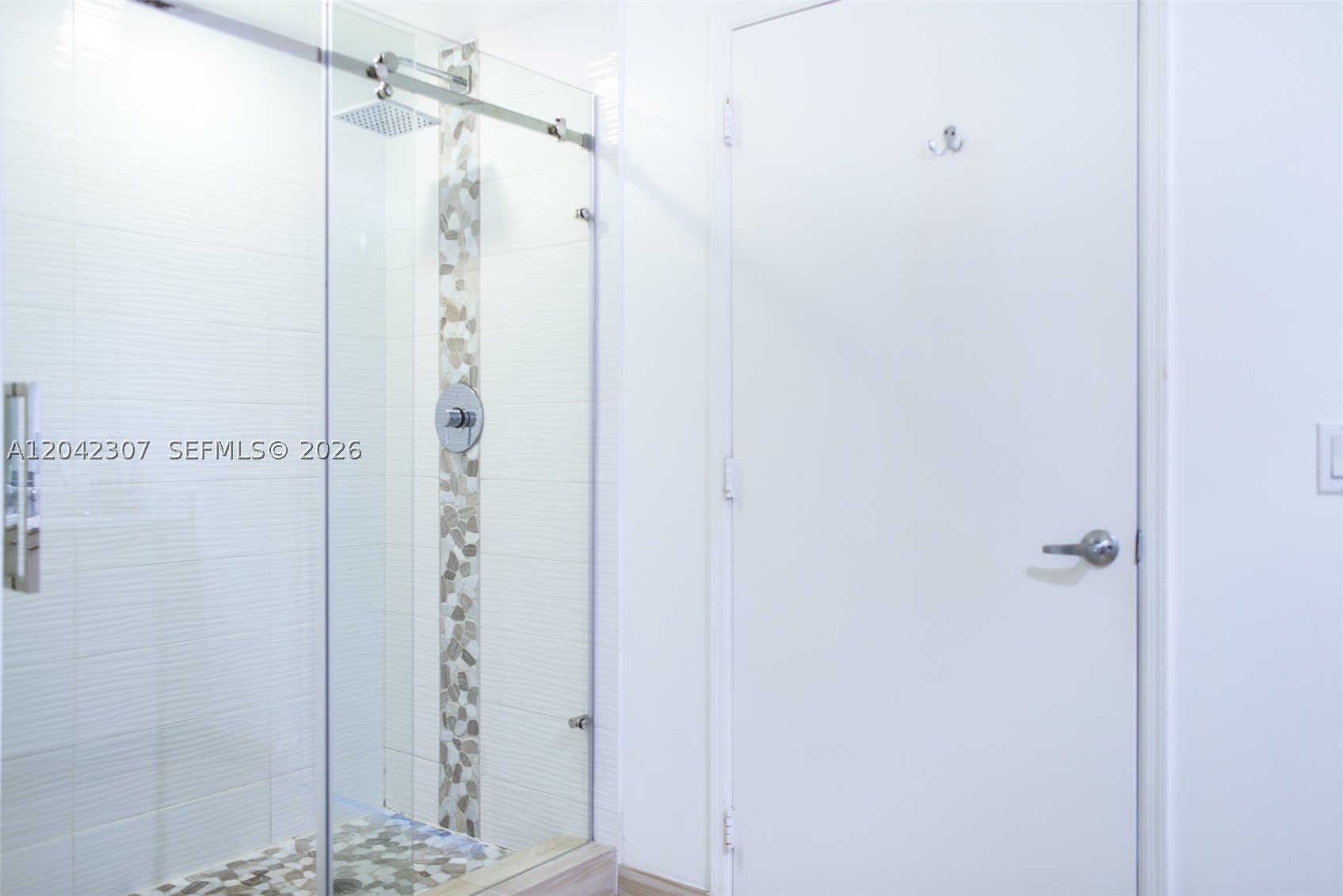 950 Brickell Bay Dr #3406, Miami FL 33131