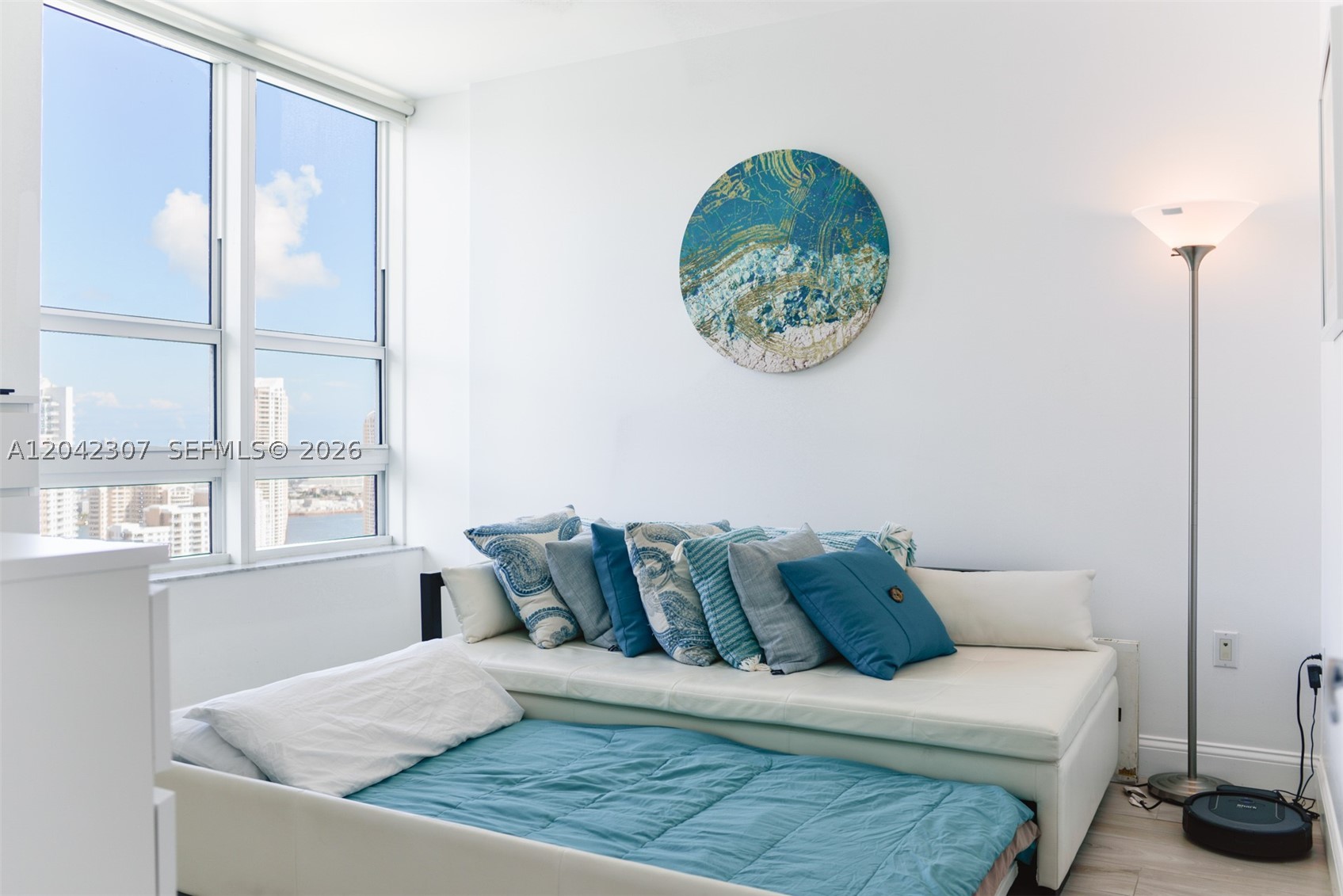 950 Brickell Bay Dr #3406, Miami FL 33131