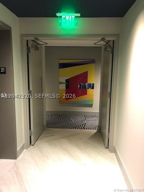 55 SW 9th St #2103, Miami FL 33130