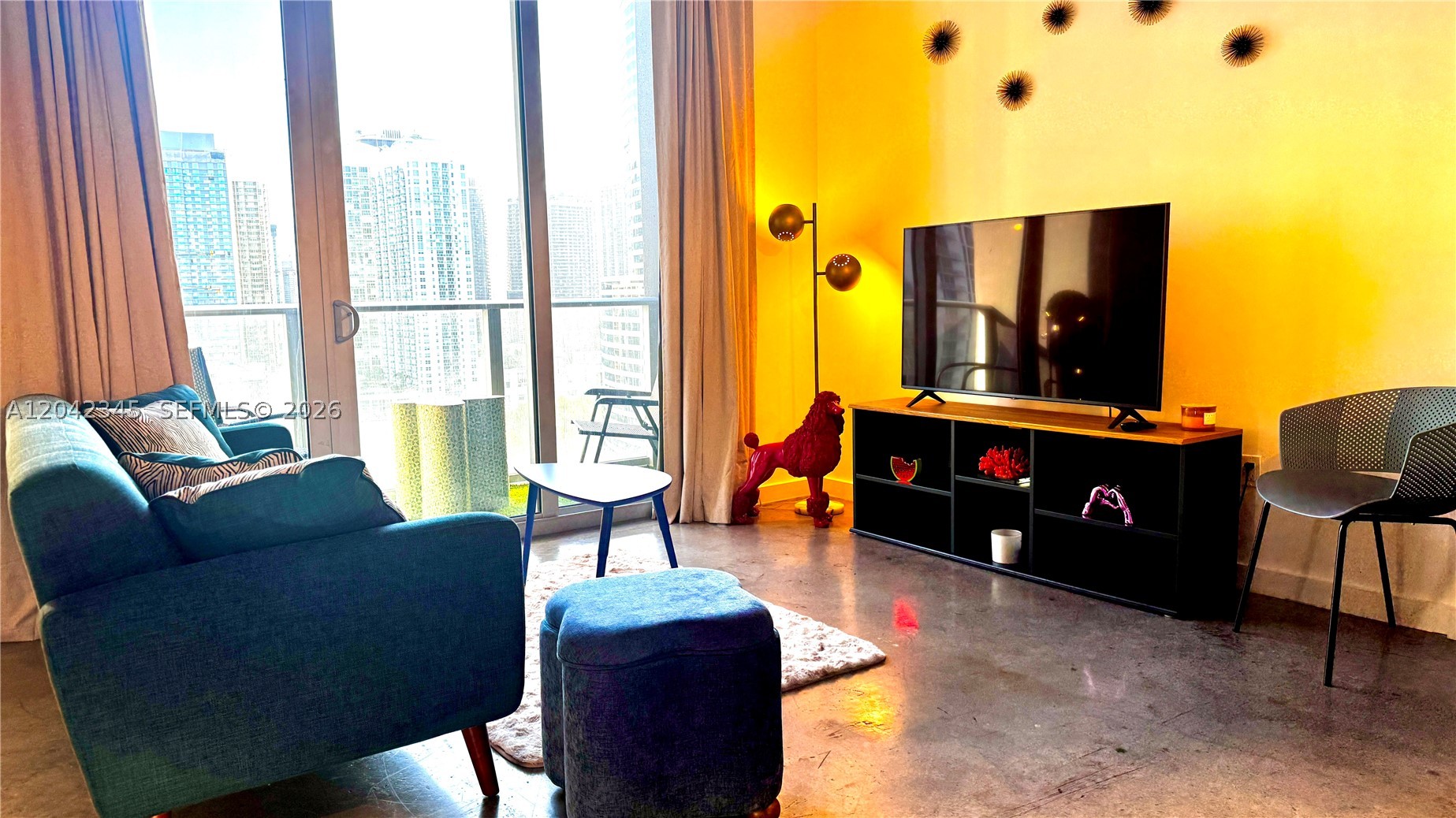 151 SE 1st St #2205, Miami FL 33131