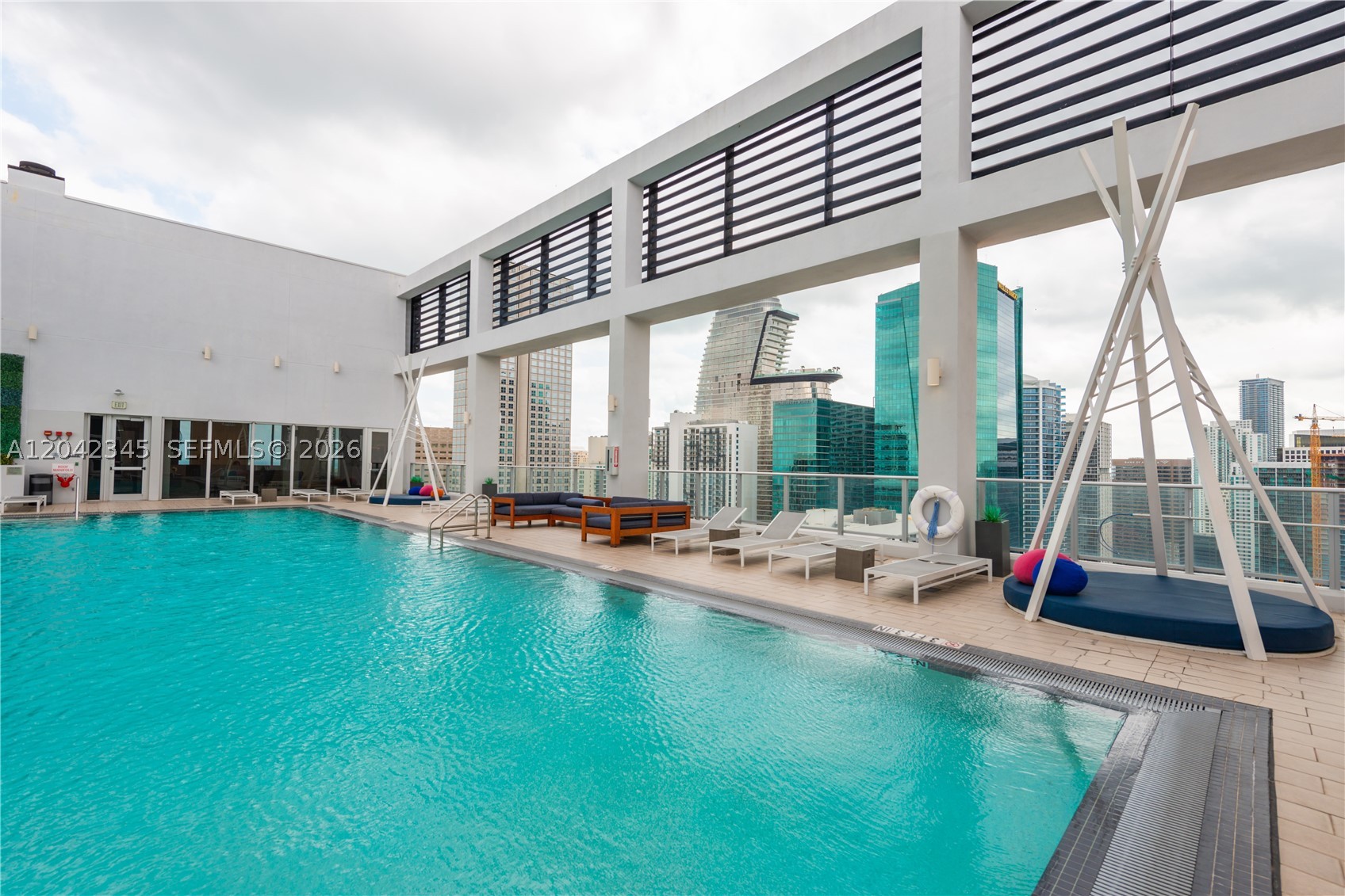 151 SE 1st St #2205, Miami FL 33131