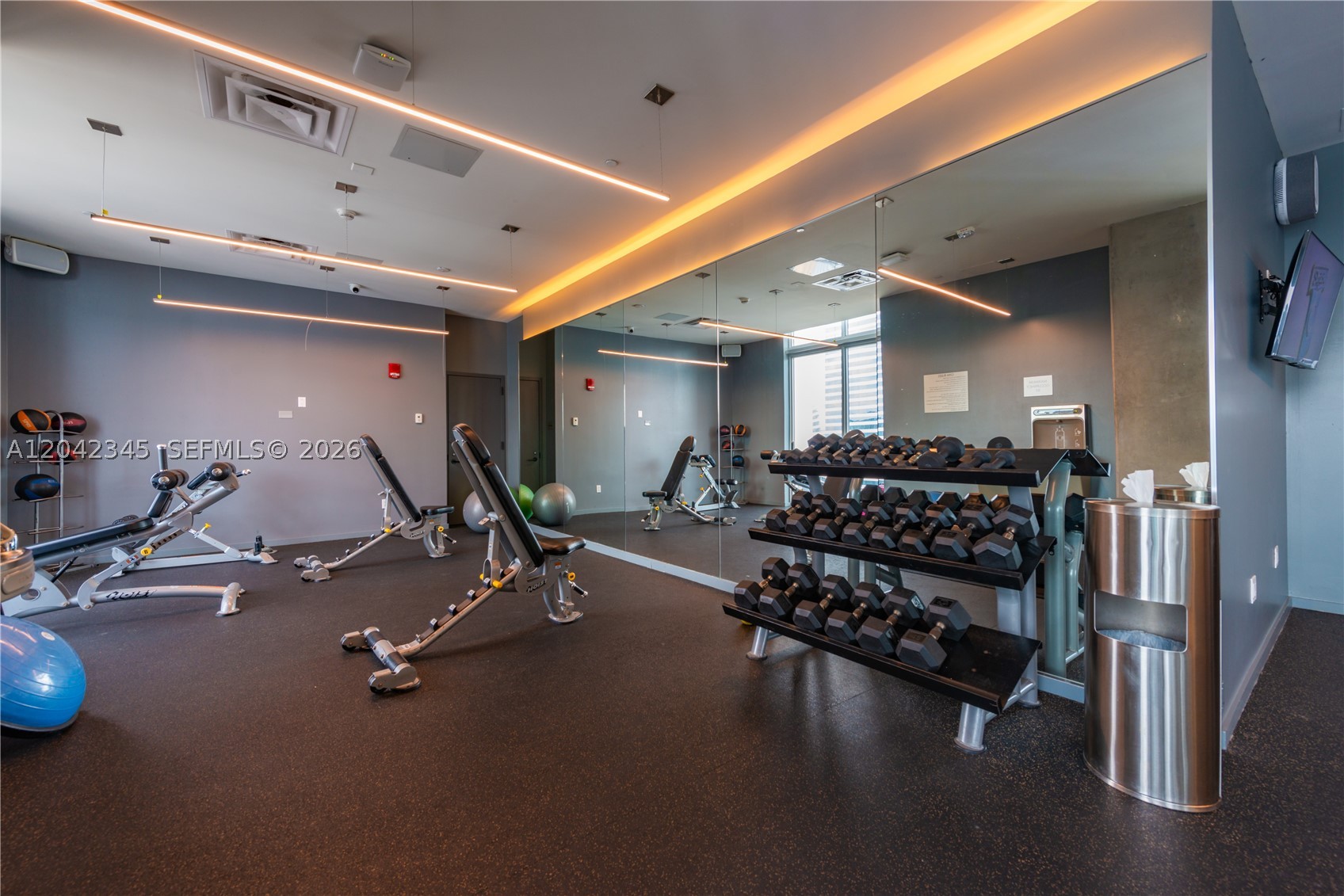151 SE 1st St #2205, Miami FL 33131