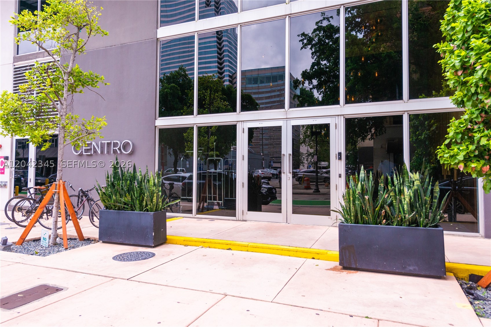 151 SE 1st St #2205, Miami FL 33131