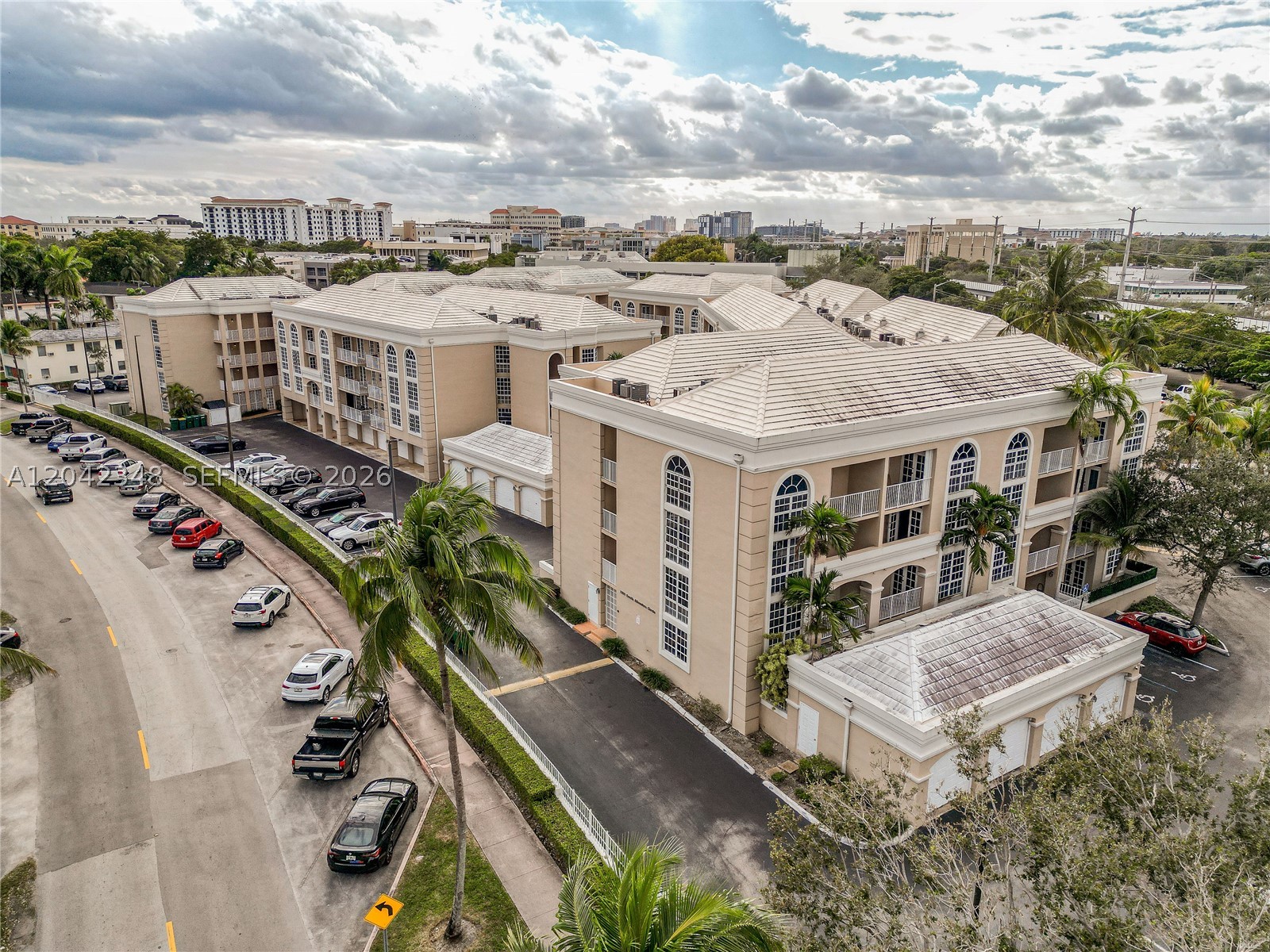1280 S Alhambra Cir #2107, Coral Gables FL 33146