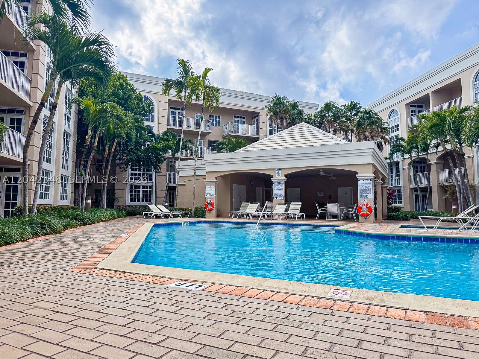 1280 S Alhambra Cir #2107, Coral Gables FL 33146