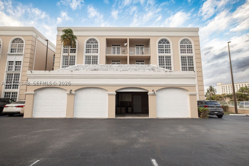 1280 S Alhambra Cir #2107, Coral Gables FL 33146