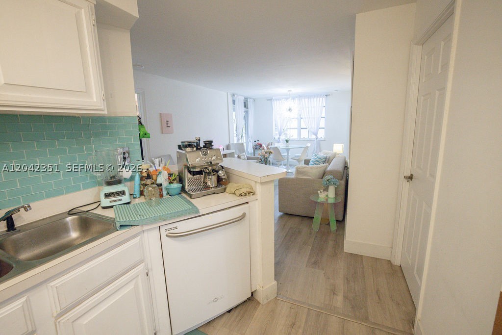 1280 S Alhambra Cir #2214, Coral Gables FL 33146