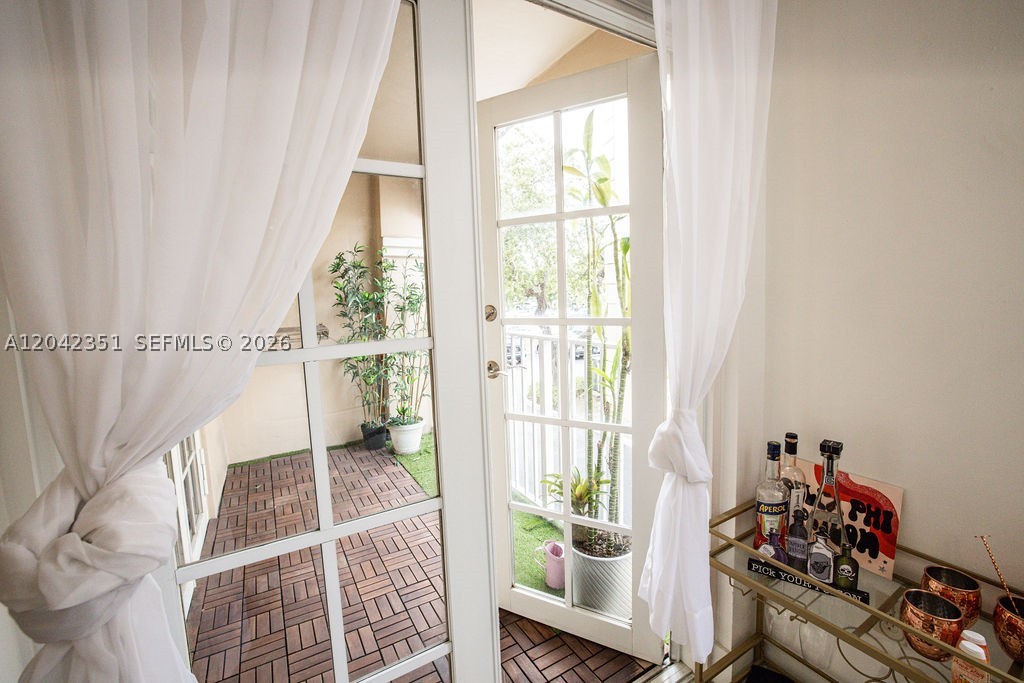 1280 S Alhambra Cir #2214, Coral Gables FL 33146