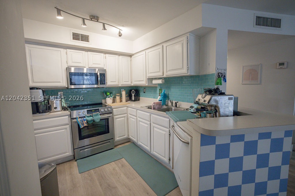 1280 S Alhambra Cir #2214, Coral Gables FL 33146