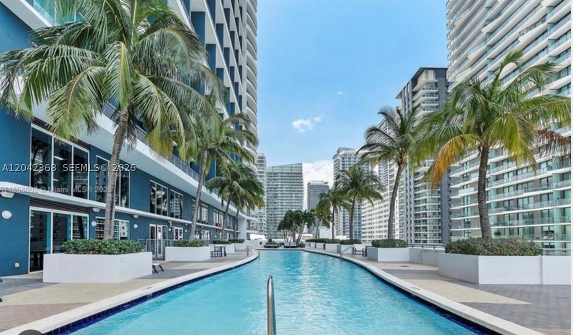 60 SW 13th St #1621, Miami FL 33130