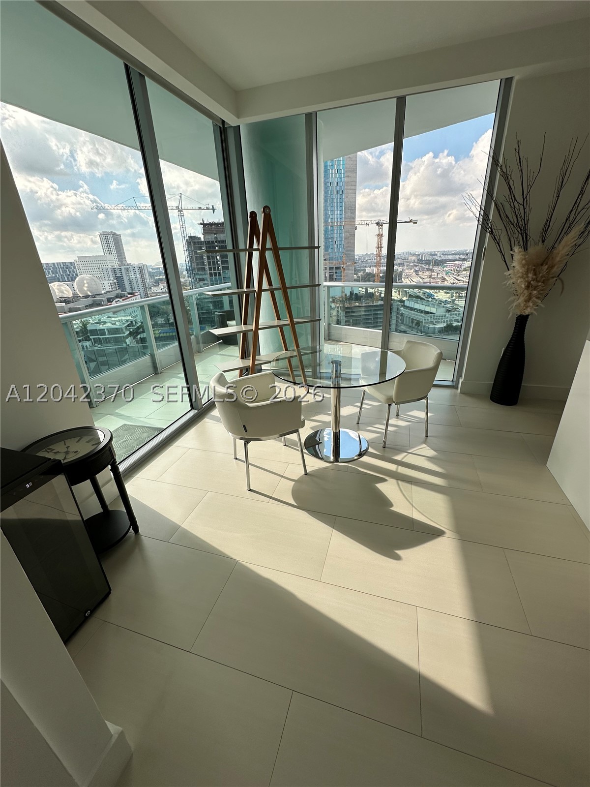 900 Biscayne Blvd #2312, Miami FL 33132