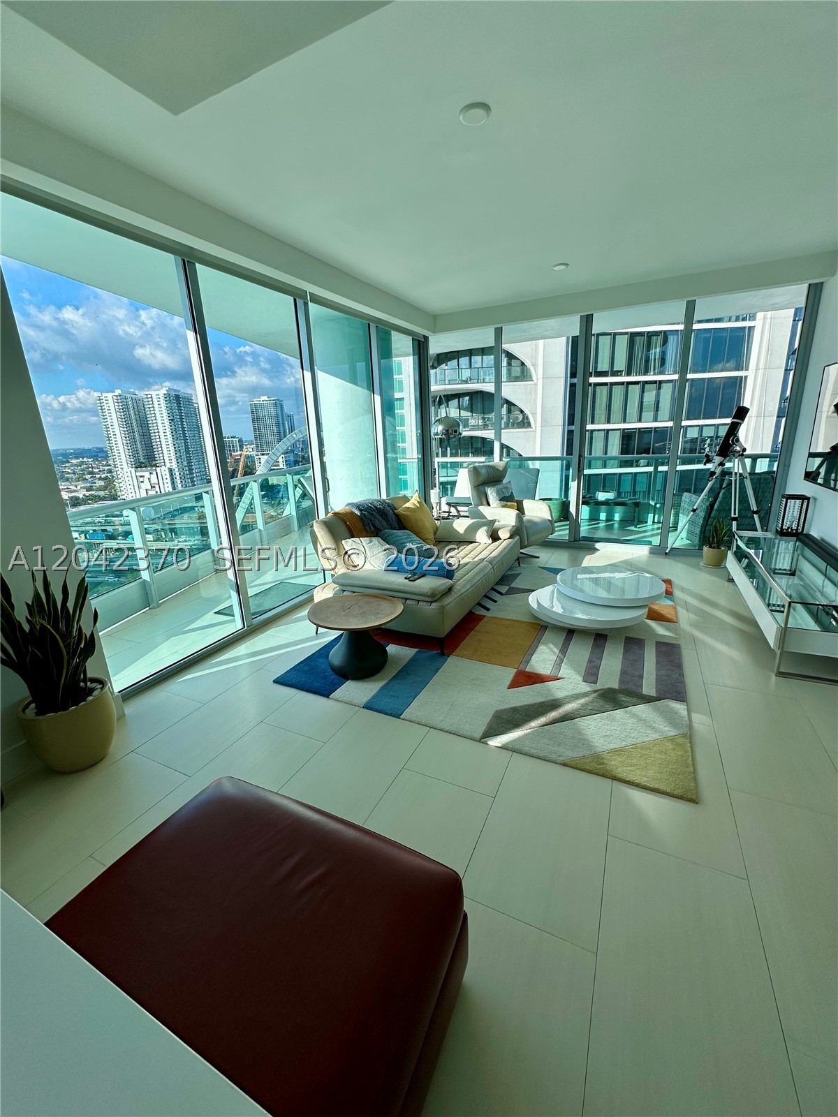 900 Biscayne Blvd #2312, Miami FL 33132