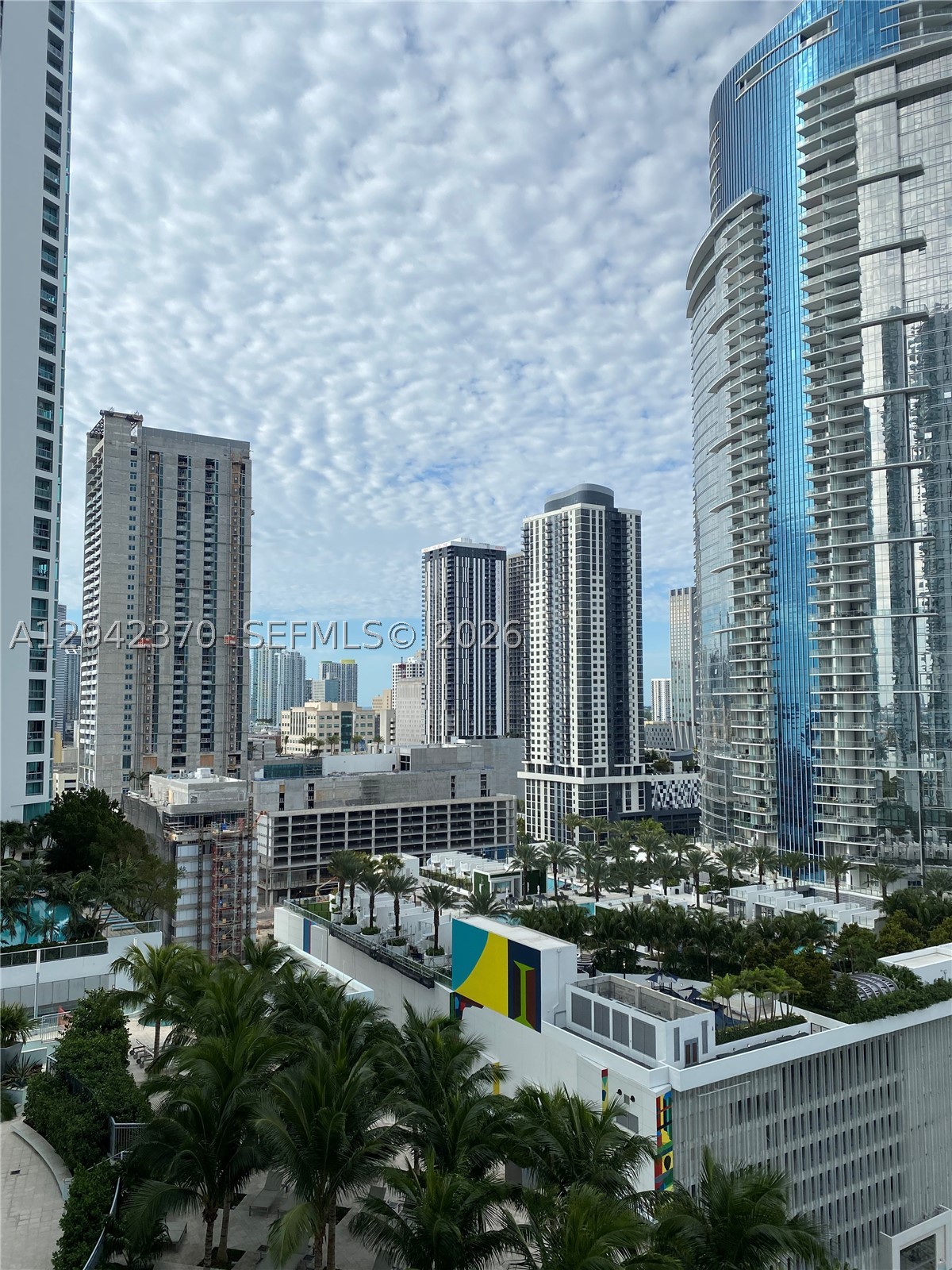 900 Biscayne Blvd #2312, Miami FL 33132